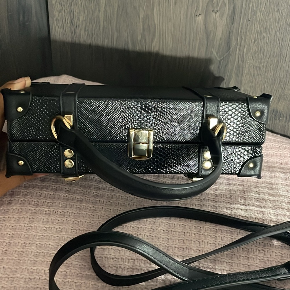 Like dream the case satchel crossbody - Picture 2 of 9
